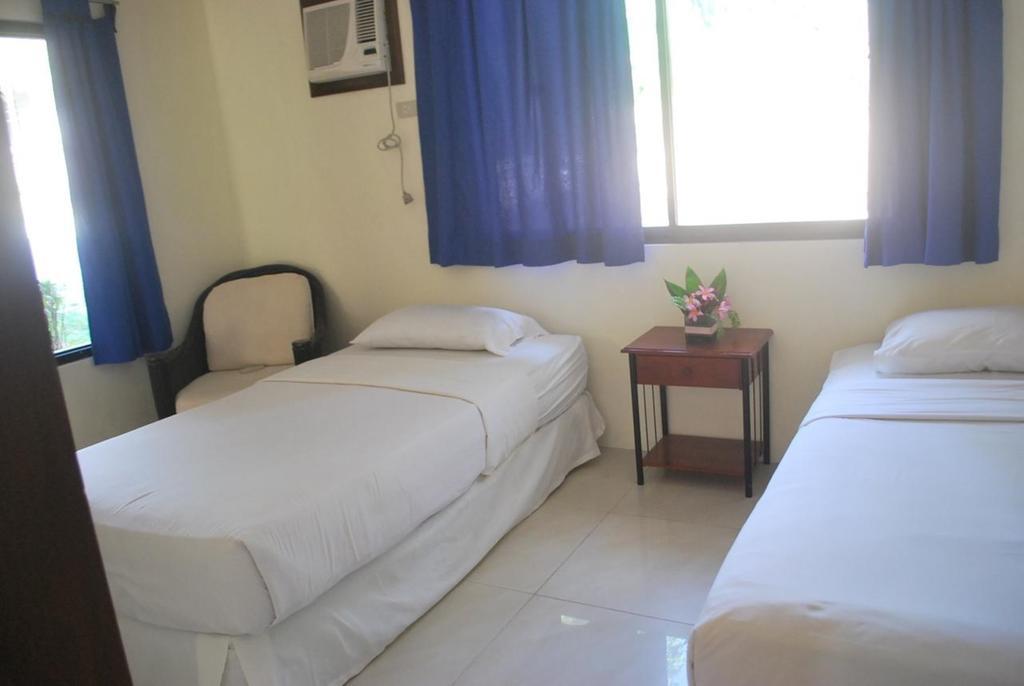 Boracay Terraces Resort Balabag  Zimmer foto