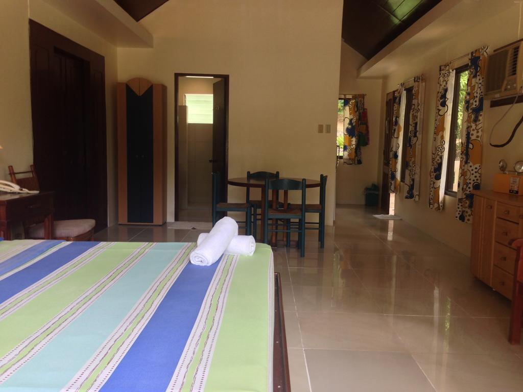 Boracay Terraces Resort Balabag  Zimmer foto